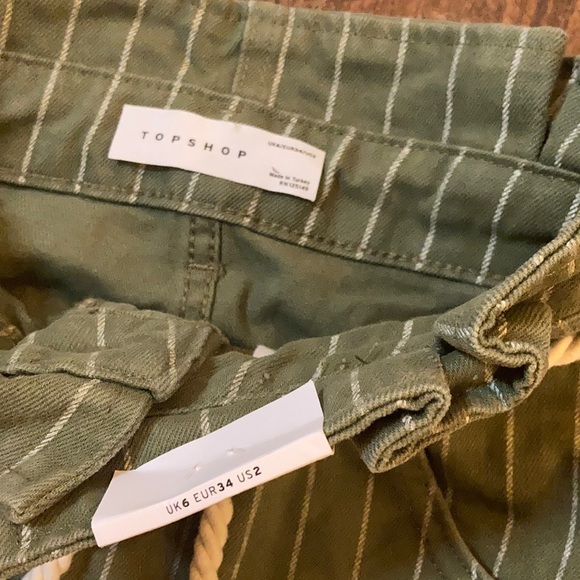 NWT TopShop Green Stripe Paperbag Shorts - Picture 5 of 5